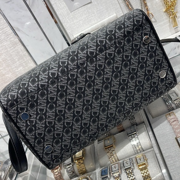 MICHAEL KORS Grayson Medium Metallic Empire Monogram Duffle Satchel
BLK/SILVER - Picture 7 of 16